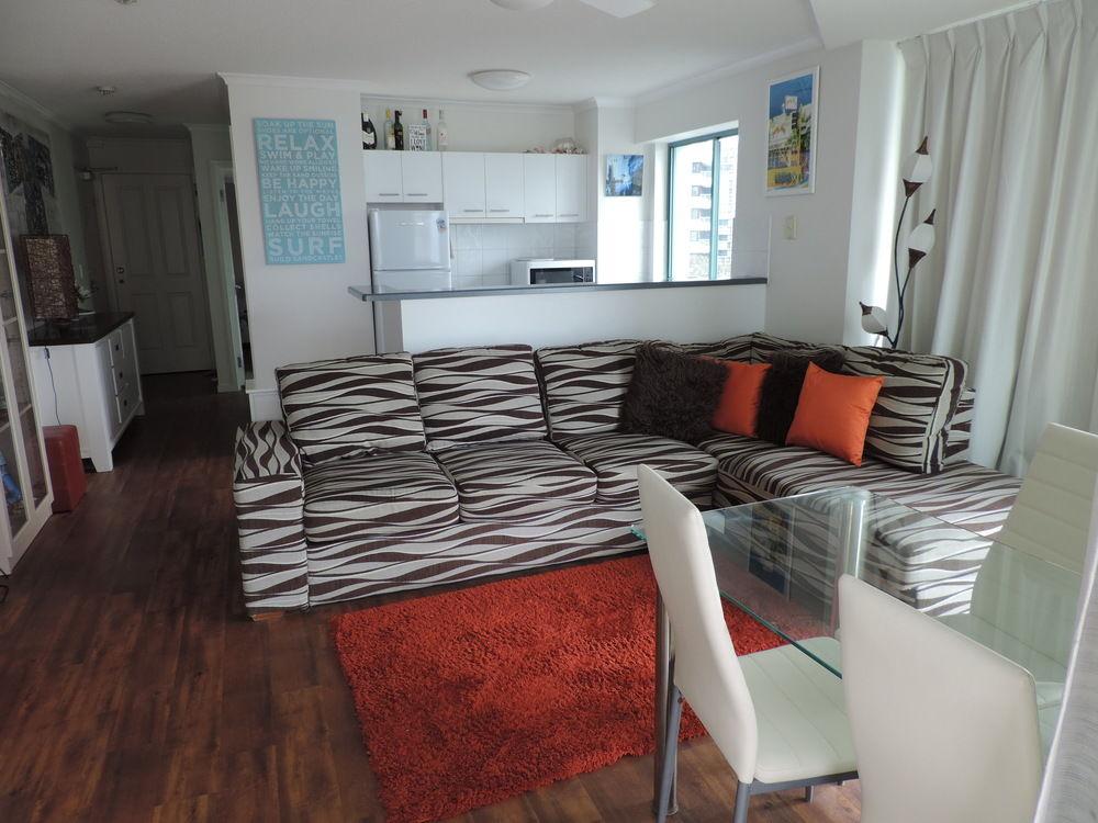 Emerald Sands Holiday Apartments Сърфърс Парадайс Екстериор снимка