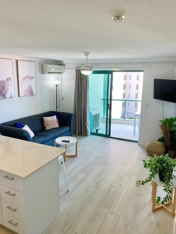 Emerald Sands Holiday Apartments Сърфърс Парадайс Екстериор снимка