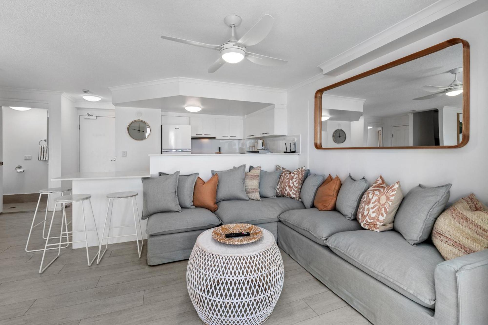 Emerald Sands Holiday Apartments Сърфърс Парадайс Стая снимка