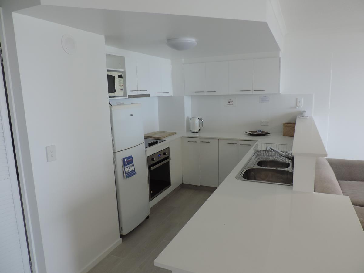 Emerald Sands Holiday Apartments Сърфърс Парадайс Екстериор снимка